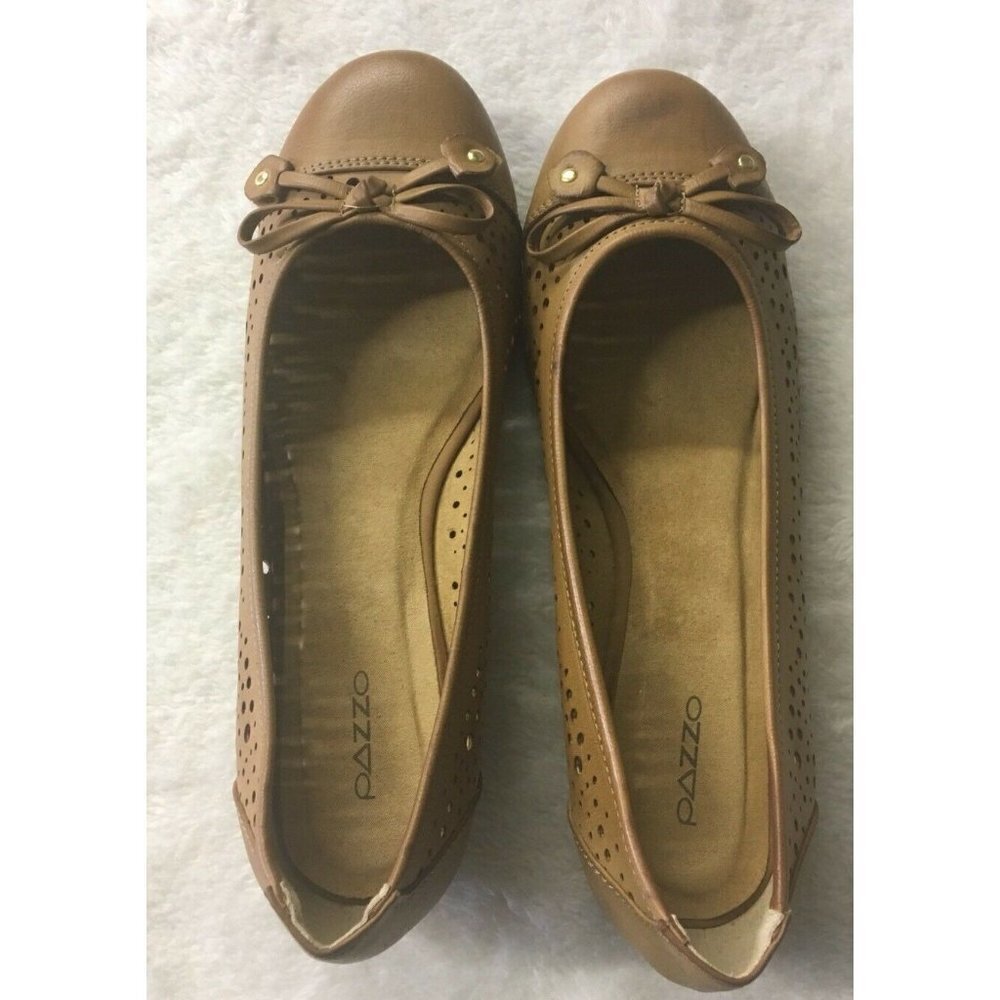 Pazzo 7.5 Shoes Flats Camel Bow Punched Detail